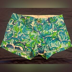 Lilly Pulitzer Walsh shorts size 2